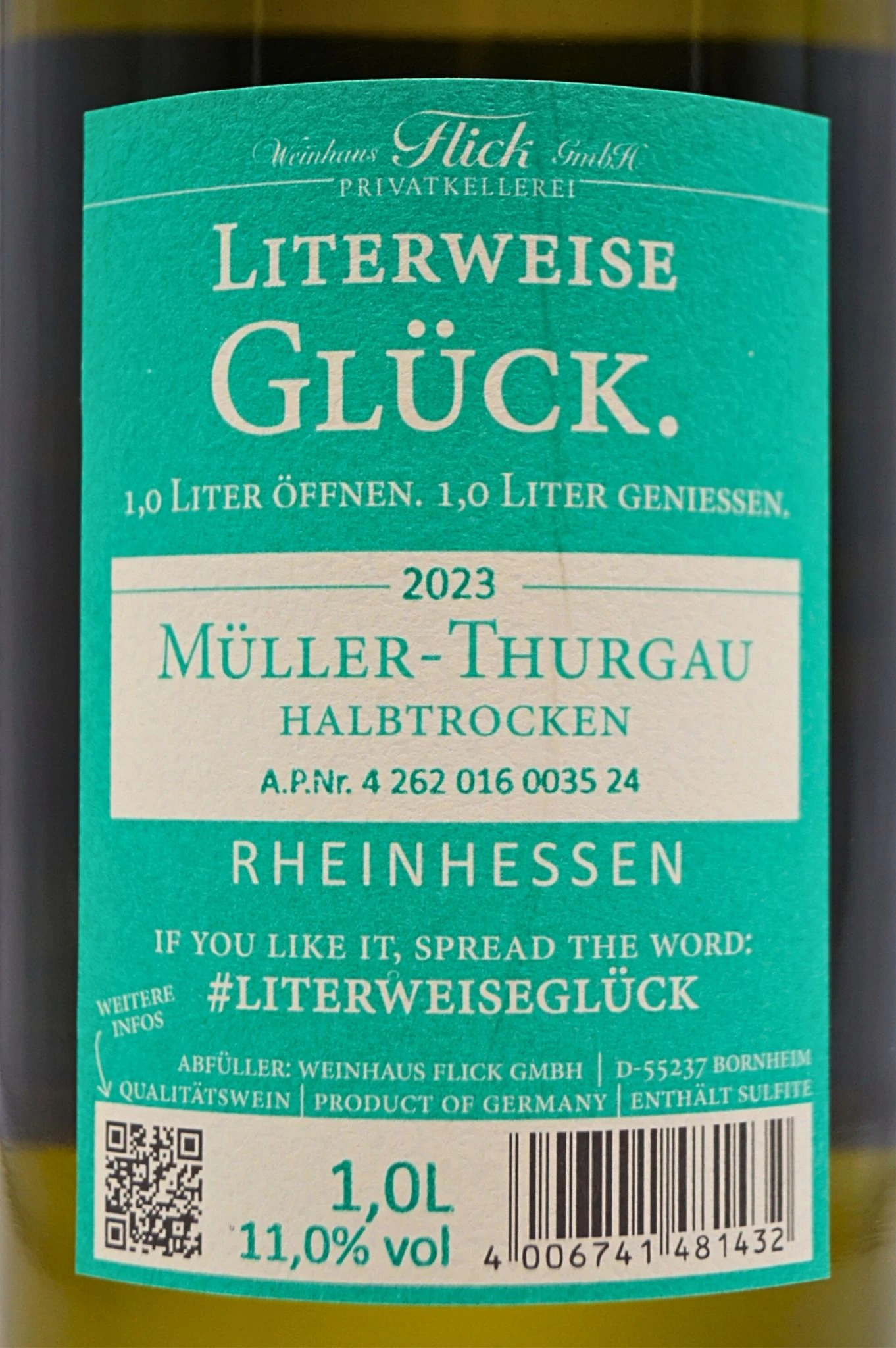 Weinhaus Flick - MÜLLER THRUGAU Halbtrocken Literweise Glück 7 Weinhaus Flick - MÜLLER THRUGAU Halbtrocken Literweise Glück – Bild 5