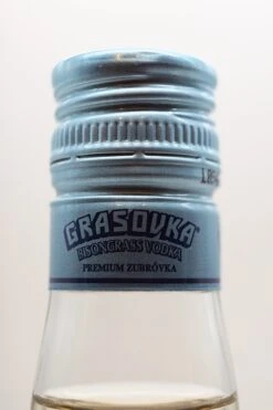 Grasovka - Bisongrass Vodka -Der Schnapsstodl Verkäufe DSC00470