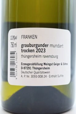 Geiger & Söhne - Grauburgunder Mundart Trocken 2023 -Der Schnapsstodl Verkäufe GSGrauburgu3