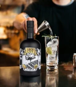 LTW Hoch Zwei - Lech Life Gin -Der Schnapsstodl Verkäufe LECHLIFEGIN BAR
