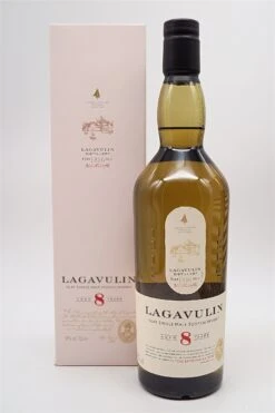 Lagavulin - Lagavulin 8 Jahre Islay Single Malt Scotch Whisky Mit 2 Gläsern -Der Schnapsstodl Verkäufe dsc01548