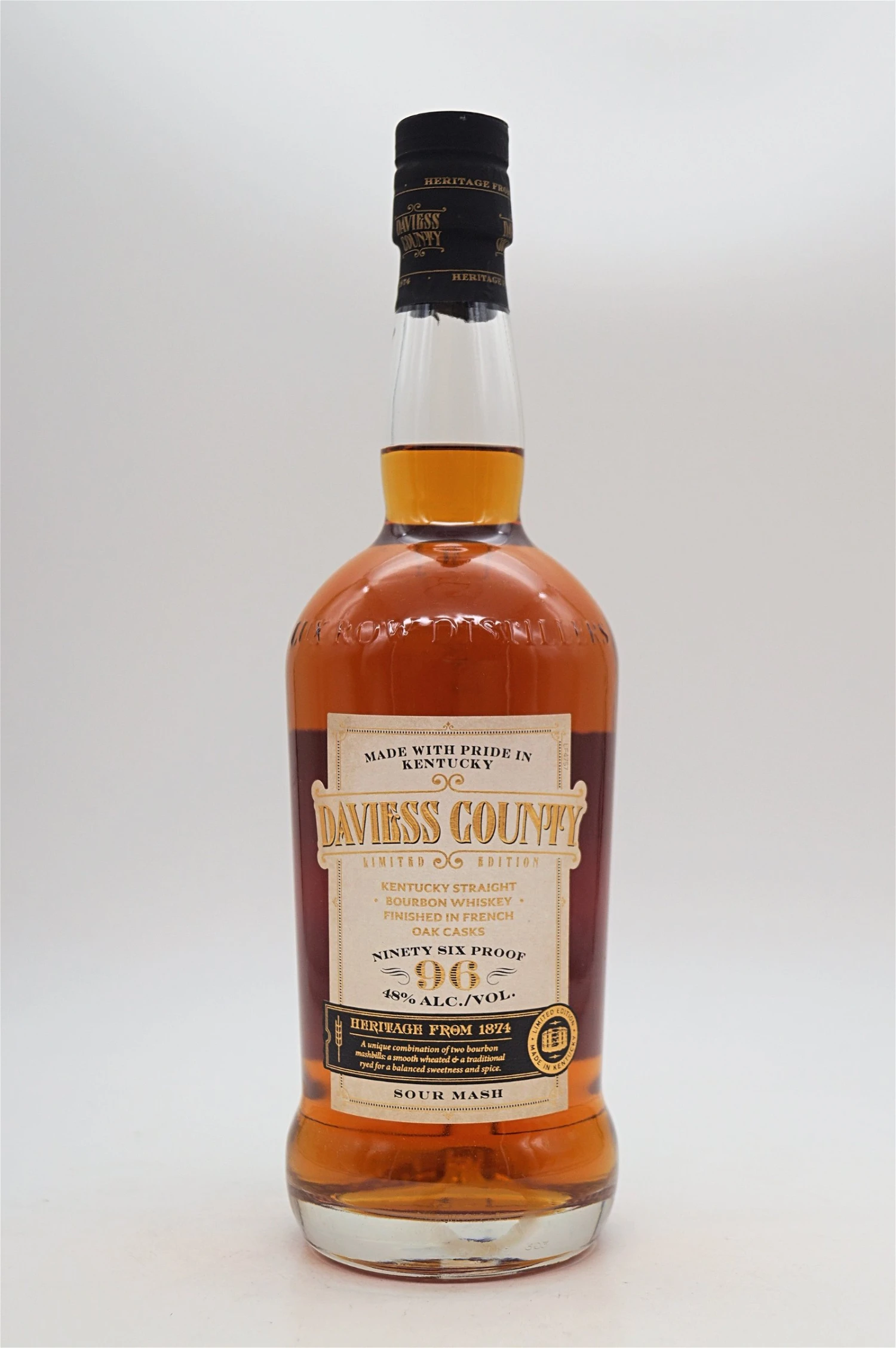 Daviess County - Kentucky Straight Bourbon French Oak Finish Whiskey 3 Daviess County - Kentucky Straight Bourbon French Oak Finish Whiskey