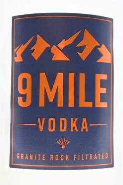 9 Mile - Vodka 1 Liter -Der Schnapsstodl Verkäufe dsc08492